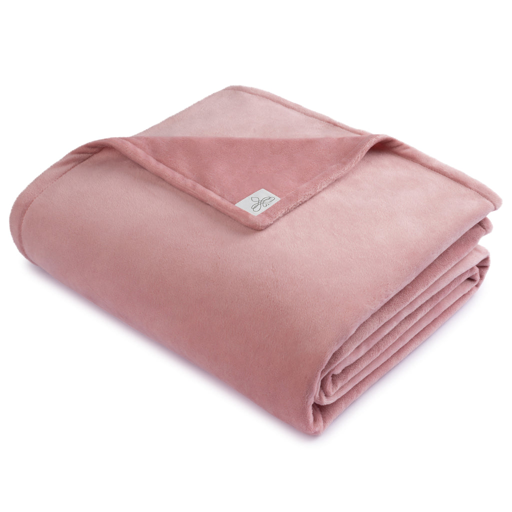 BiggerBee Throw Blanket ~ Dusty Pink